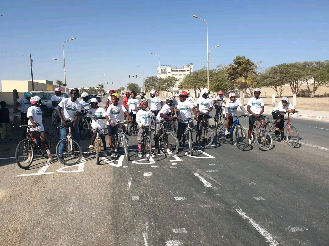 Nouadhibou : une course cycliste pour promouvoir une ville plus verte et plus économique 