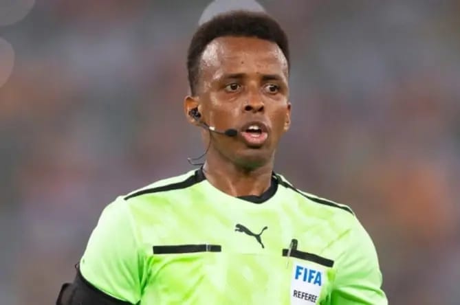 Mondial 2026 : la Fifa capitule et lâche l'arbitre somalien refoulé par les États-Unis