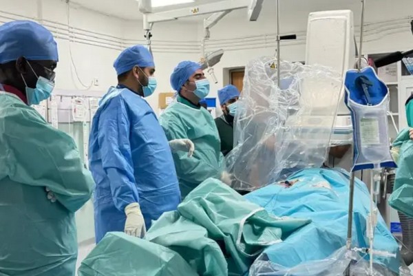 Une première médicale en Mauritanie : traitement de la fibrillation auriculaire à l’aide de la technique d’« ablation par champ pulsé »